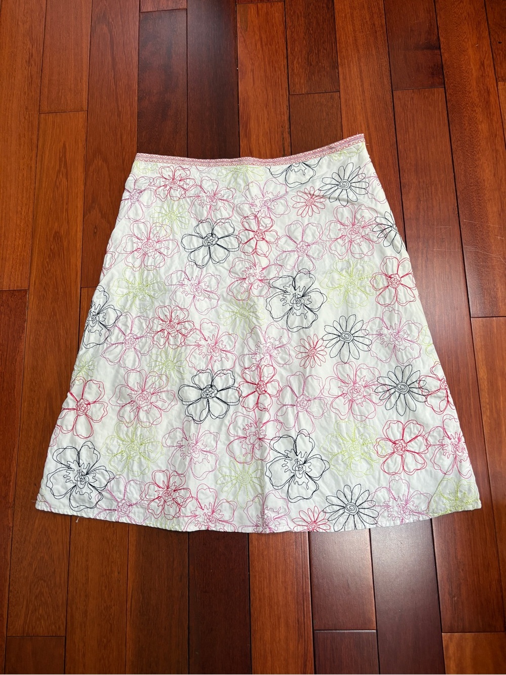 Liz Claiborne White A-Line Skirt with Pink, Black & Lime Floral Outline